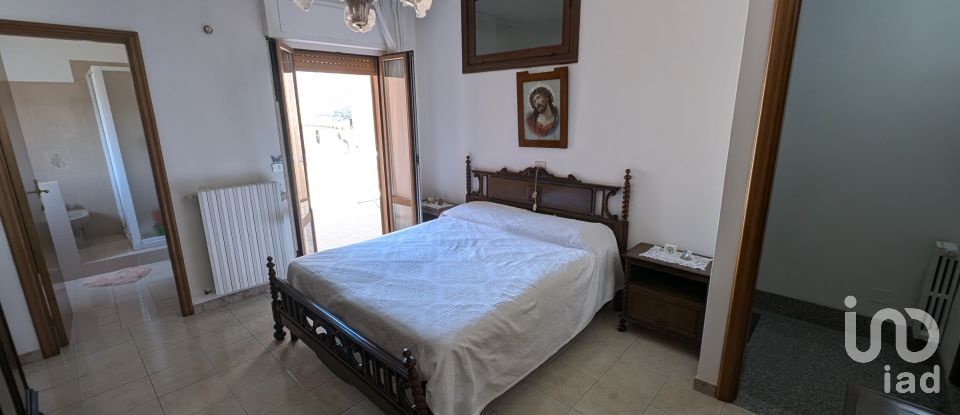 Loft 5 rooms of 104 m² in Sulmona (67039)