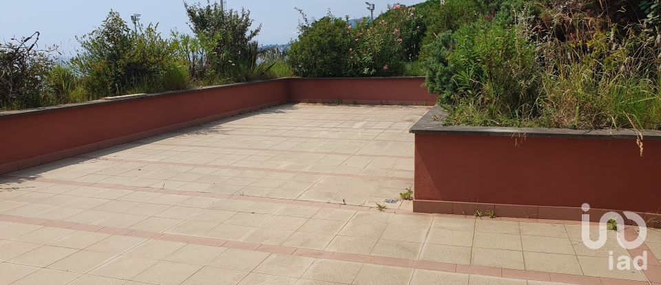 Trilocale di 75 m² a Arenzano (16011)