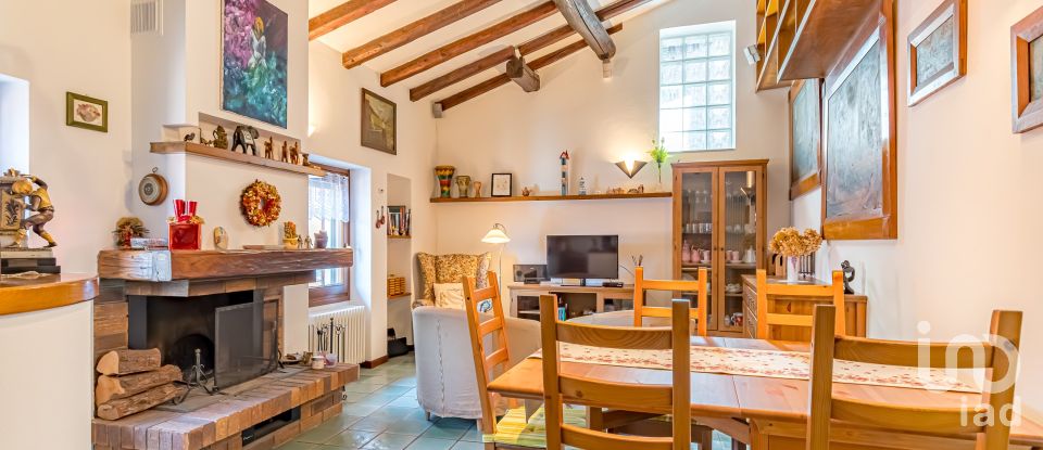 Three-room apartment of 126 m² in Pognana Lario (22020)