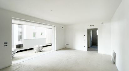 Building 2 rooms of 73 m² in Padova (35136)