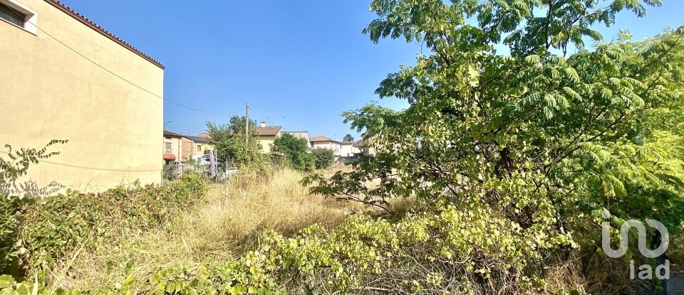 Land of 1,443 m² in Guidizzolo (46040)