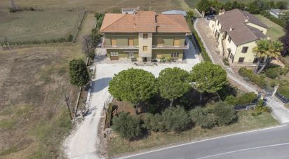 Block of flats in Treia (62010) of 385 m²