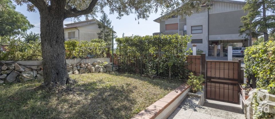 Quadrilocale di 140 m² a Castelfidardo (60022)