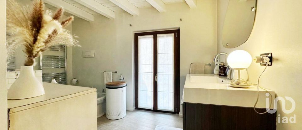 Villa Bifamiliare 4 locali di 200 m² in Lonato del Garda (25017)