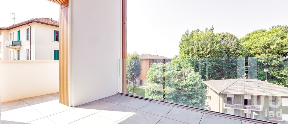 Loft 3 rooms of 115 m² in Cantù (22063)