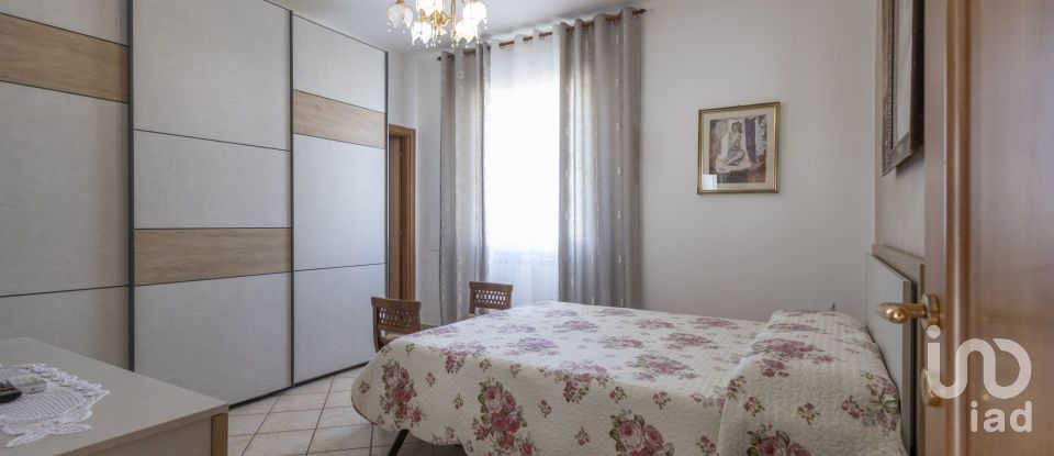 Quadrilocale di 139 m² a Loreto (60025)