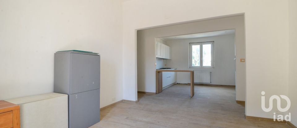 Appartamento 5 locali di 95 m² a Quiliano (17047)