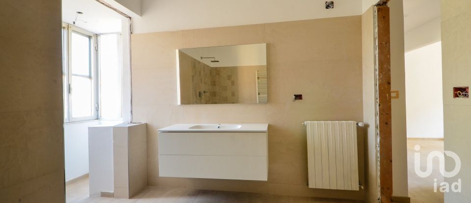 Appartamento 5 locali di 95 m² a Quiliano (17047)