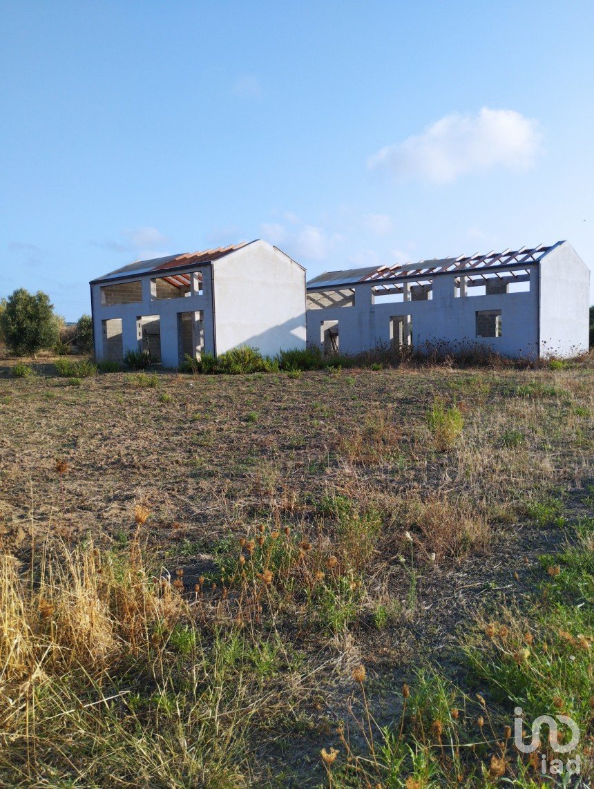 Land of 5,000 m² in Sorso (07037)