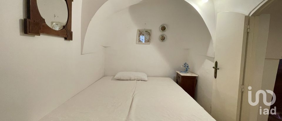 Trullo 15 locali di 244 m² in Locorotondo (70010)