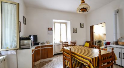 House 10 rooms of 200 m² in Cosseria (17017)