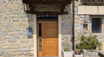 Casa indipendente / Villa 7 locali di 273 m² in Neviano degli Arduini (43024)