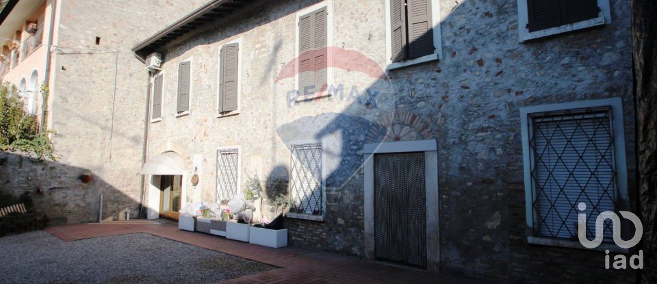 Village house 13 rooms of 410 m² in Lonato del Garda (25017)