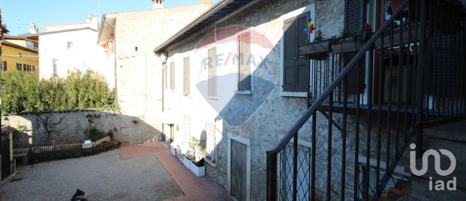 Village house 13 rooms of 410 m² in Lonato del Garda (25017)