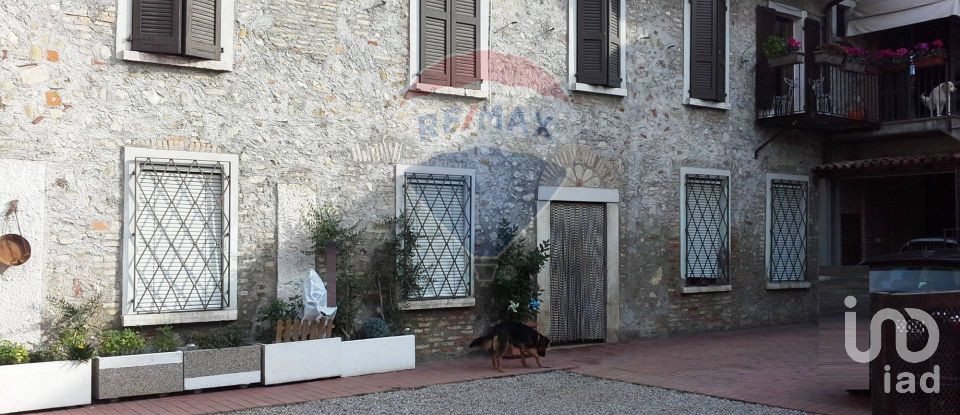 Village house 13 rooms of 410 m² in Lonato del Garda (25017)