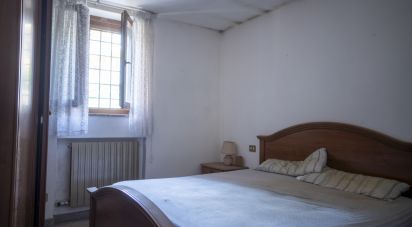 Lodge 8 rooms of 163 m² in Grezzana (37023)