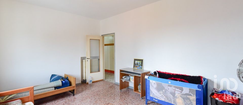 Appartamento 7 locali di 237 m² a Seregno (20831)