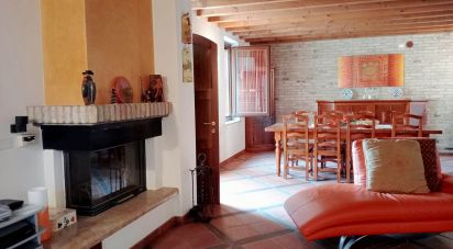 Farm 5 rooms of 180 m² in Desenzano del Garda (25015)