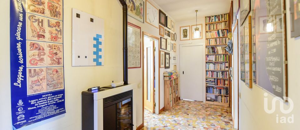 Apartment 5 rooms of 225 m² in Figino Serenza (22060)