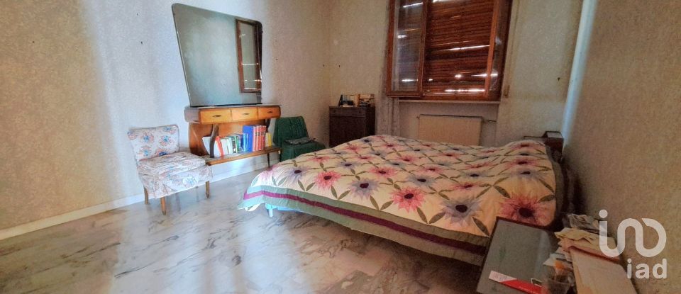 Appartamento 5 locali di 85 m² a Boissano (17054)