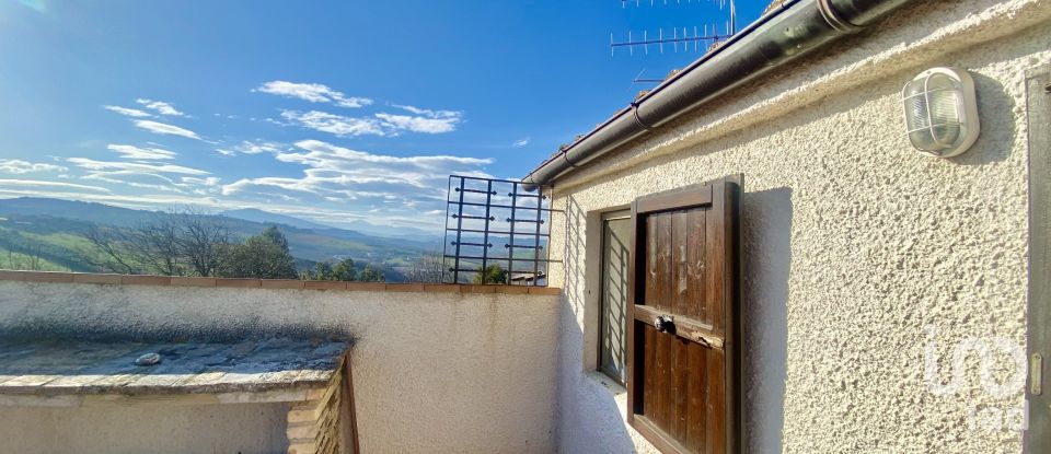 Casa 4 locali di 230 m² in Offida (63073)