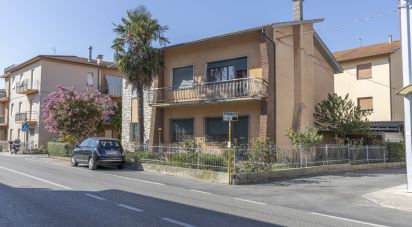 Villa 13 locali di 334 m² in Recanati (62019)