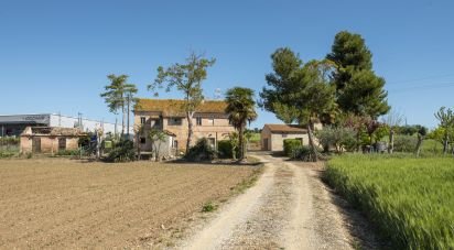 Rustico 0 locali di 420 m² in Osimo (60027)