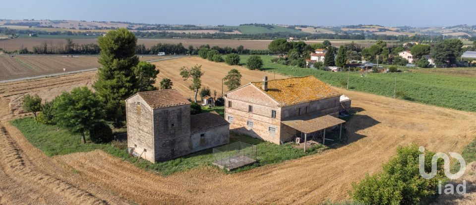 Country house 0 rooms of 420 m² in Osimo (60027)