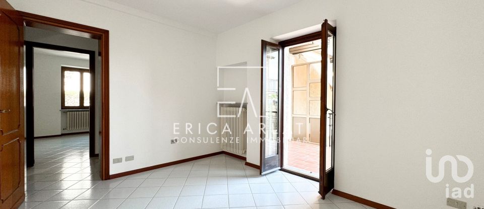 Three-room apartment of 75 m² in Clivio (21050)