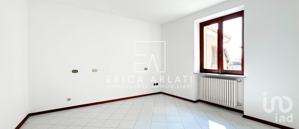 Three-room apartment of 75 m² in Clivio (21050)