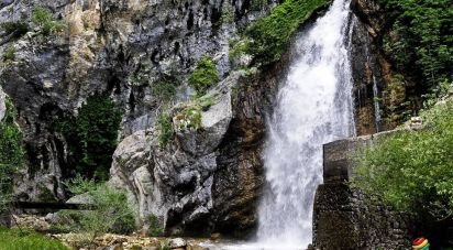 Townhouse 8 rooms of 180 m² in Farindola (65010)