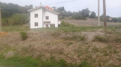 Townhouse 8 rooms of 180 m² in Farindola (65010)