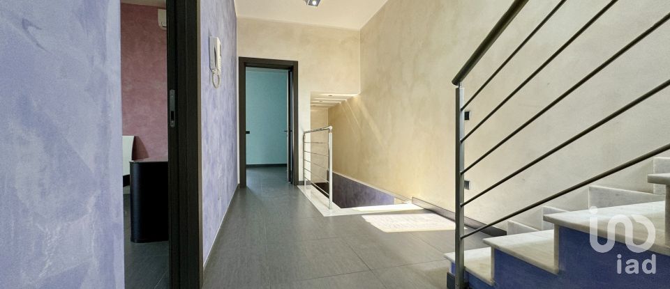 Casa indipendente 8 locali di 180 m² in Avola (96012)