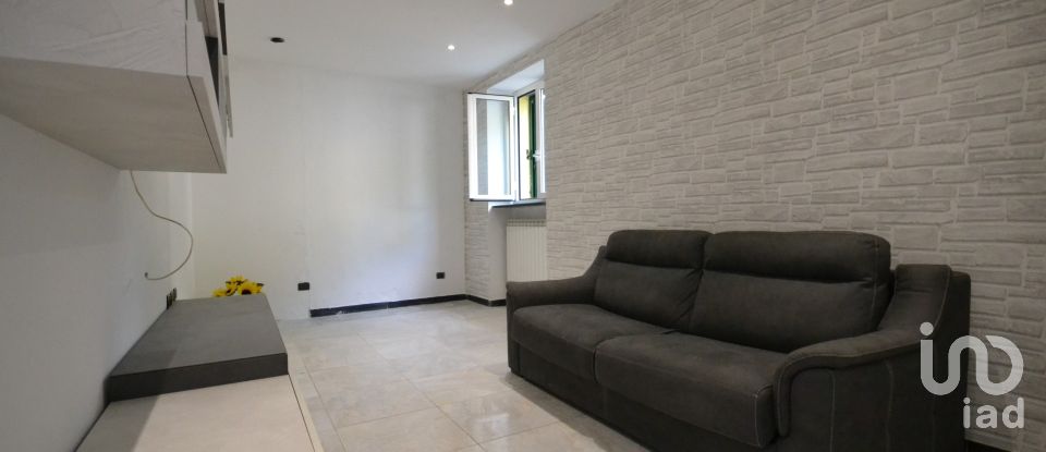 Appartamento 5 locali di 103 m² a Genova (16157)