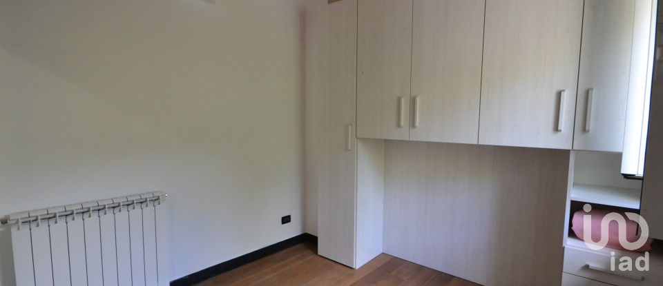 Appartamento 5 locali di 103 m² a Genova (16157)