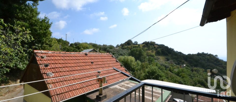 Appartamento 5 locali di 103 m² a Genova (16157)