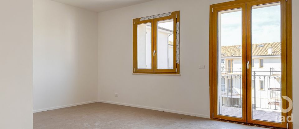 Two-room apartment of 63 m² in Potenza Picena (62018)