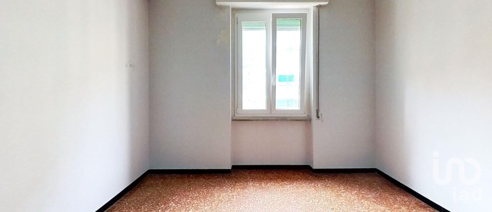 Palazzo / Stabile 5 locali di 70 m² a Genova (16157)