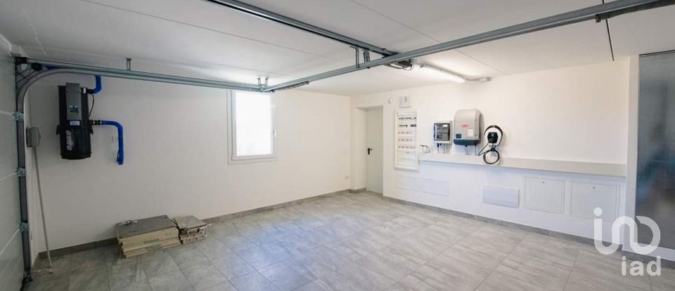 Villa 4 locali di 120 m² in Ponti sul Mincio (46040)