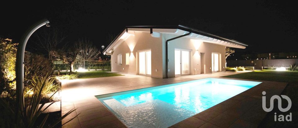 Villa 4 locali di 120 m² in Manerba del Garda (25080)