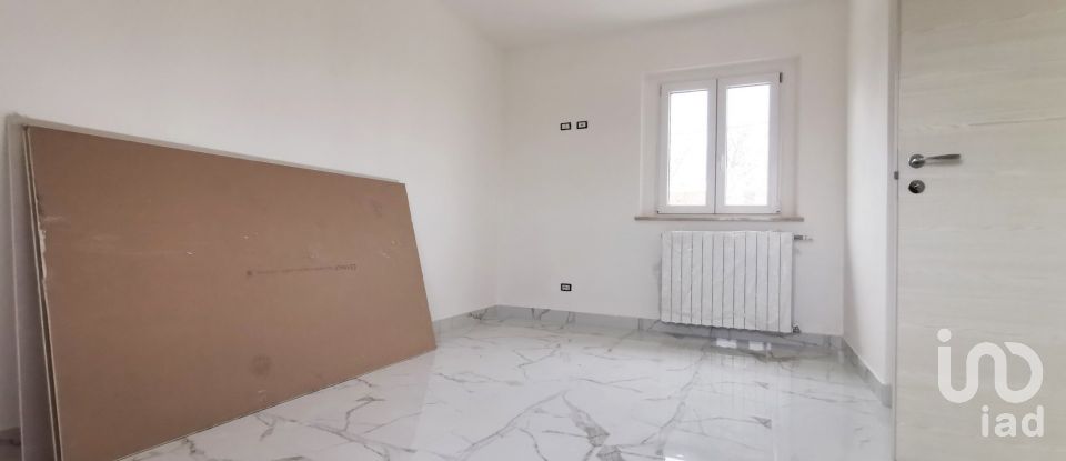 Villa 3 locali di 180 m² in Ghedi (25016)