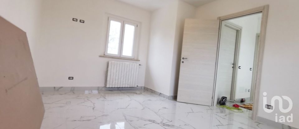 Villa 3 locali di 180 m² in Ghedi (25016)