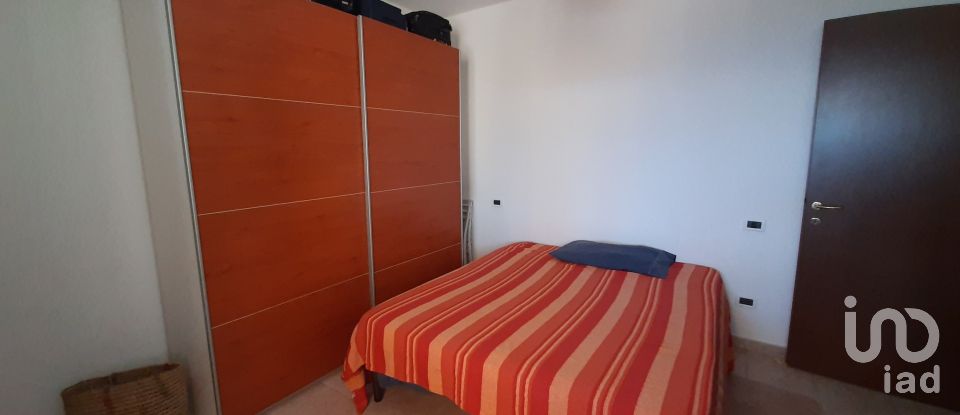 Casa indipendente 6 locali di 250 m² in Arnasco (17032)