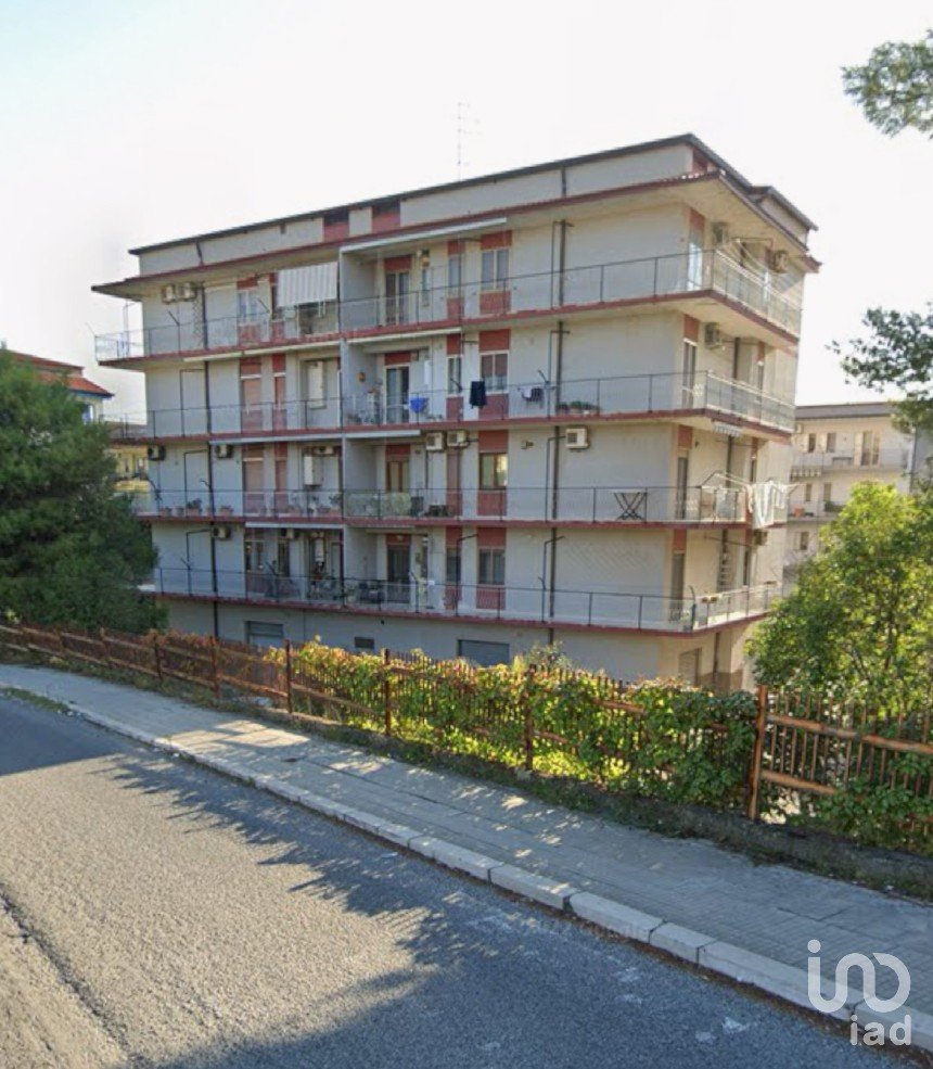 Quadrilocale di 150 m² a Crotone (88900)