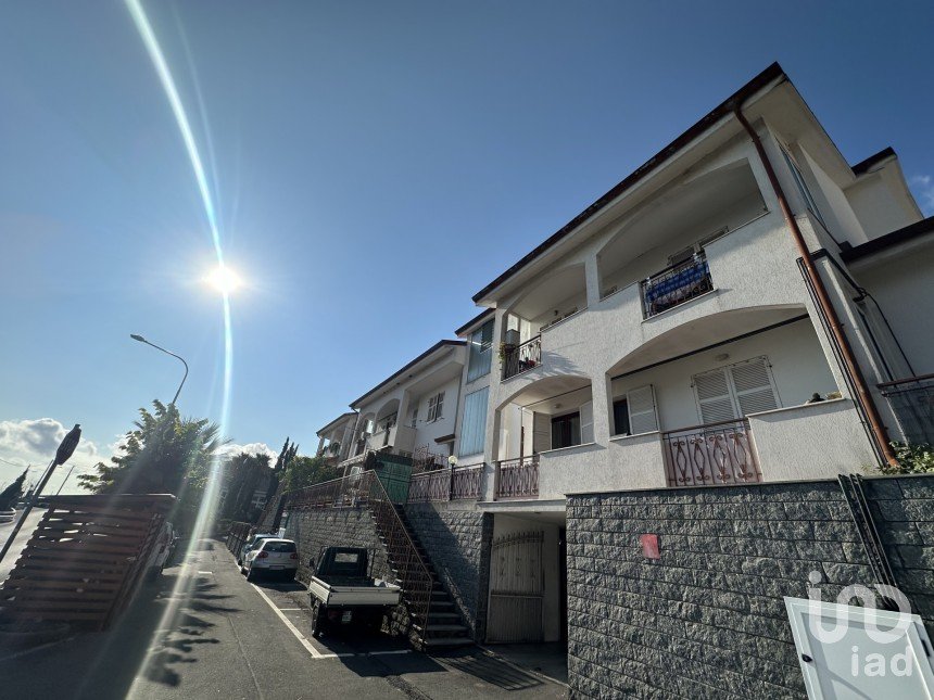 Parking of 21 m² in Toirano (17055)