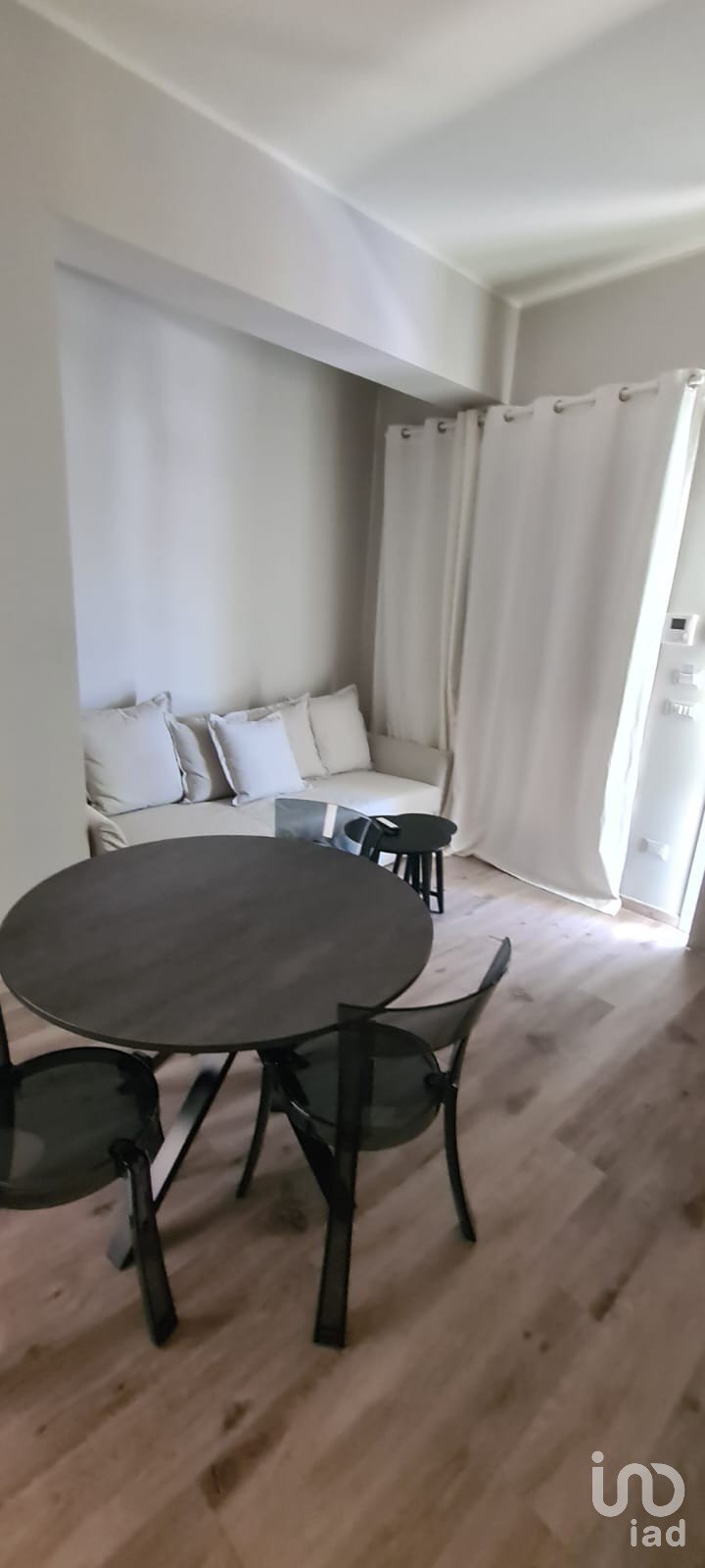 Attico / Mansarda / Loft 2 locali di 60 m² a Bari (70121)