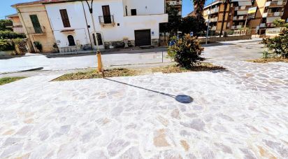 Tabacchi di 60 m² in Sulmona (67039)