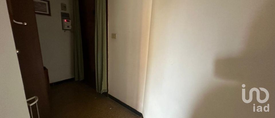 Three-room apartment of 50 m² in Genova (16151)