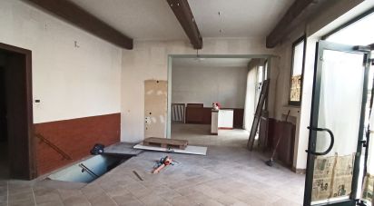 Ristorante di 330 m² in Medicina (40059)