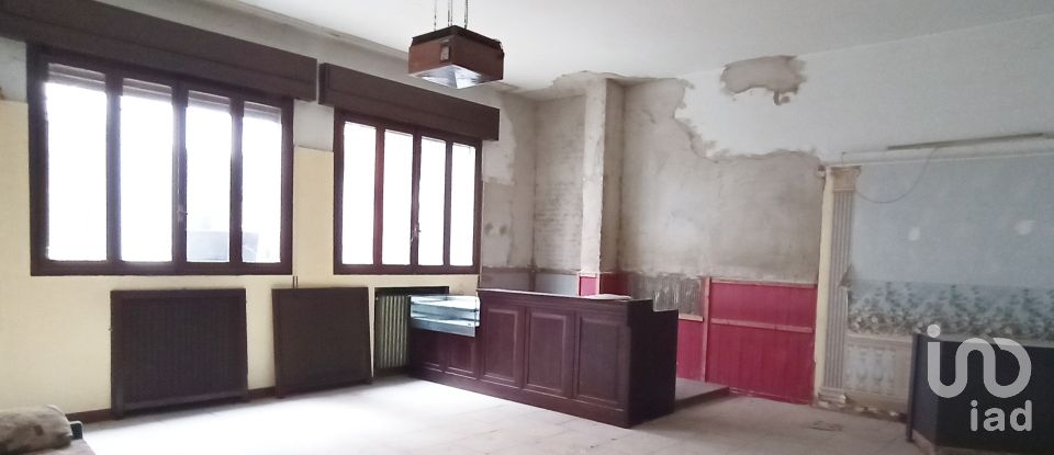 Ristorante di 330 m² in Medicina (40059)